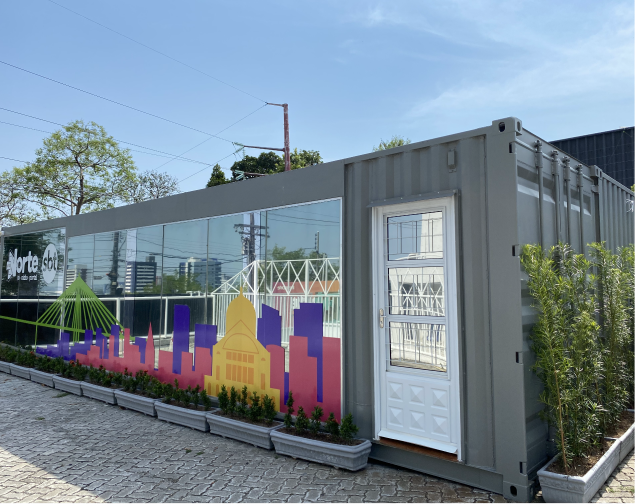 Container premium adaptado